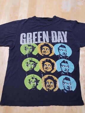 Green Day X Eyes Band Tee Unisex Size Medium